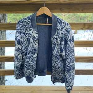 Free People quilted jacket size L Inside Pocket Needs A Few Stitches.